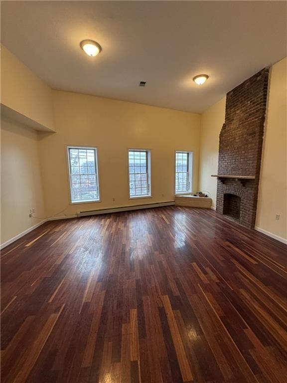 Building Photo - 500 Bay St