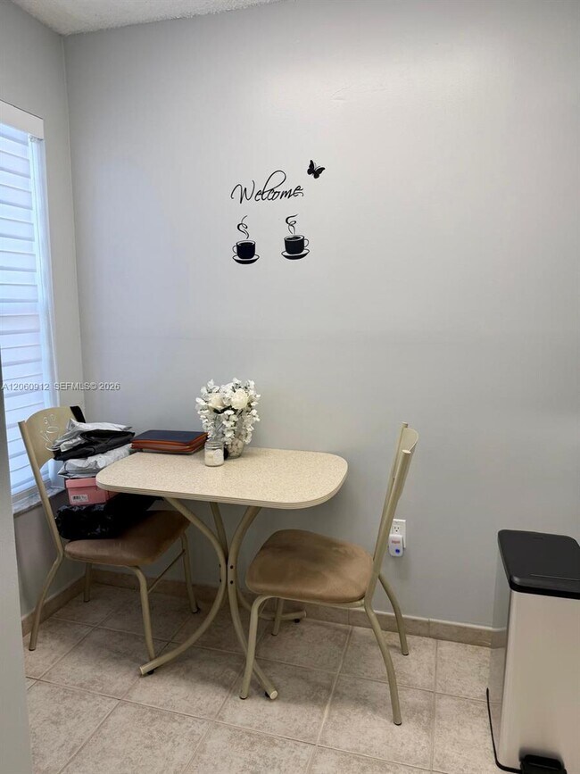 Foto del edificio - 12556 NW 11th Ln