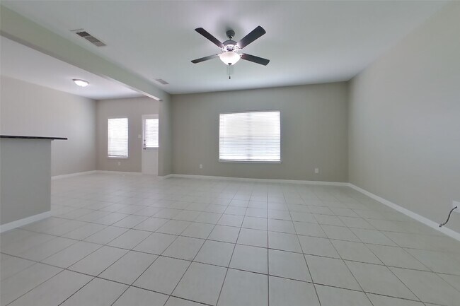 Foto del edificio - 640 Totem Trail Dr