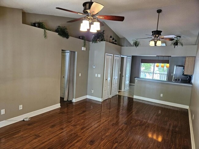 Building Photo - 5477 Lake Margaret Dr