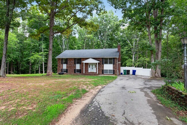 Building Photo - 4104 Green Spring St