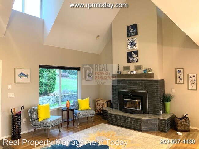 Building Photo - 3 br, 2 bath House - 2440 McGregor Rd SE