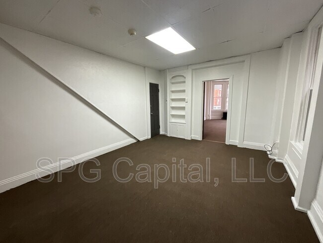 Foto del edificio - 284 W Jackson St