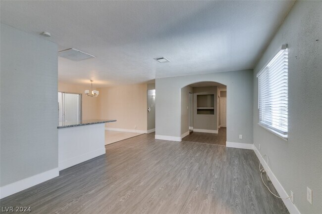 Building Photo - 2478 Alfa Cir
