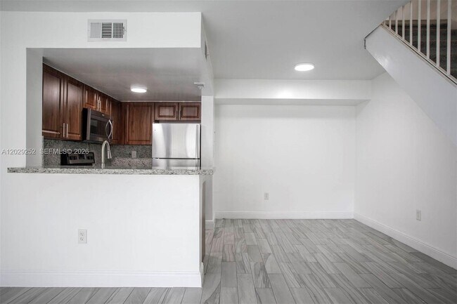 Building Photo - 8580 NW 6th Ln