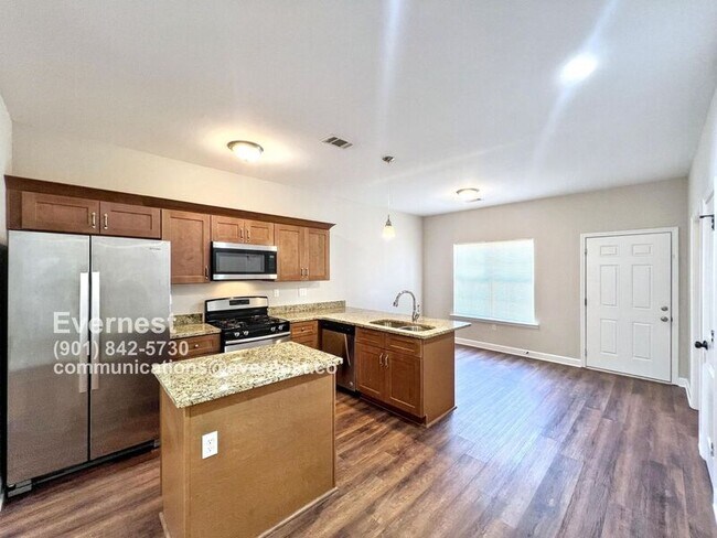 Foto del edificio - 8919 Kathryn Grace Dr