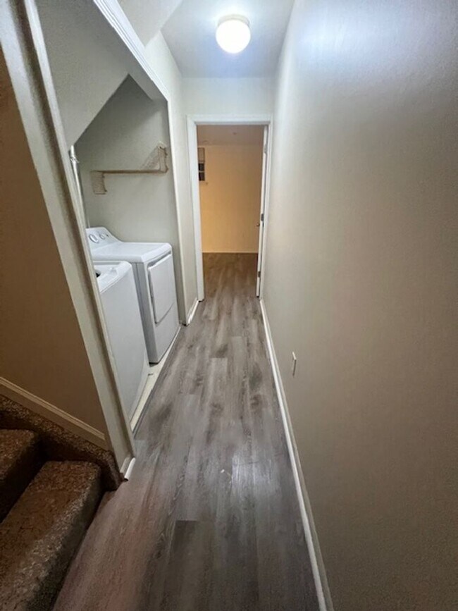 Foto del edificio - 1053 Maiden Ln