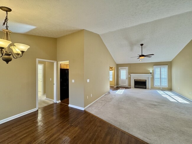 Building Photo - 174 Depew Dr