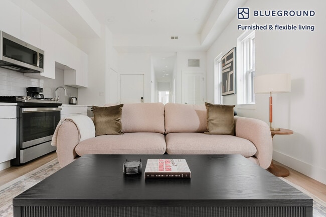 Building Photo - 1321 Rhode Island Ave NW