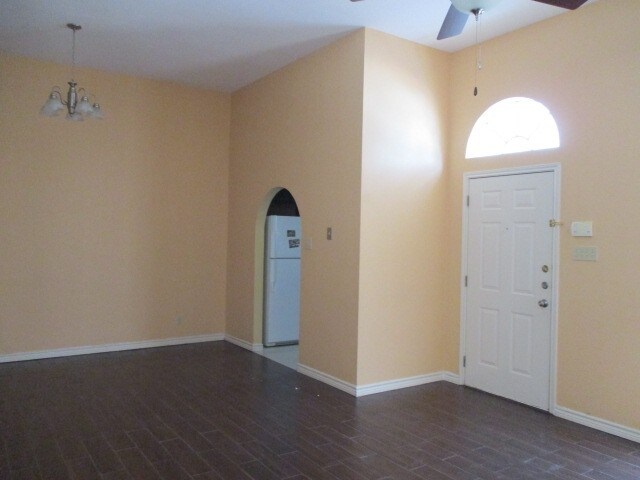 Building Photo - 1808 Denmark Ln