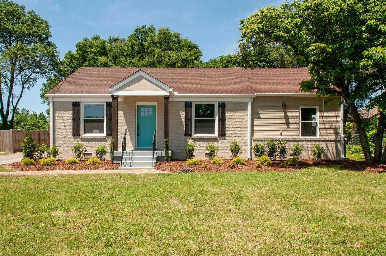 Foto principal - Inglewood/East Nashville!! 3bd/2bath home ...