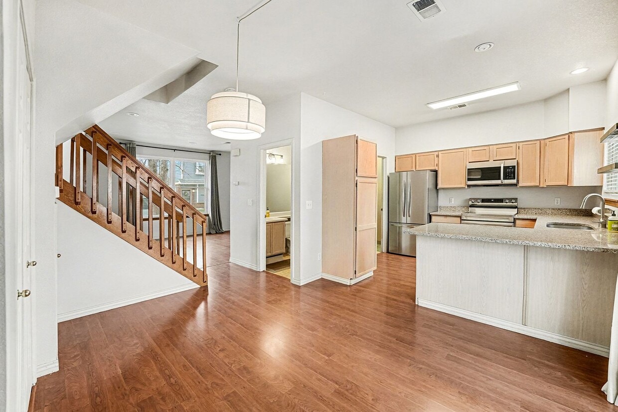 3 Bedroom 2.5 Bathroom is Old Town Arvada - 3 Bedroom 2.5 Bathroom is Old Town Arvada