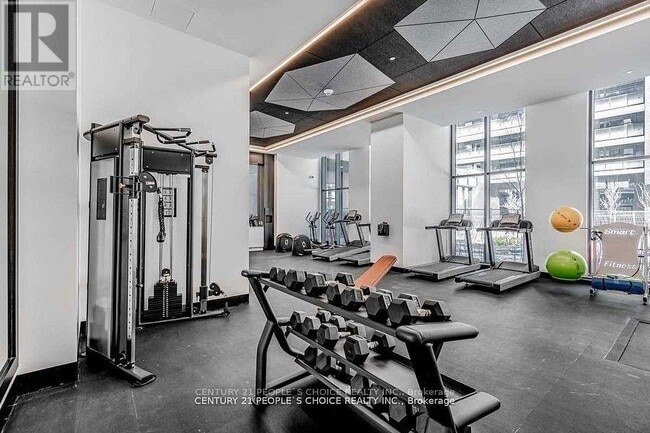 Photo du bâtiment - 30 Samuel Wood Wy