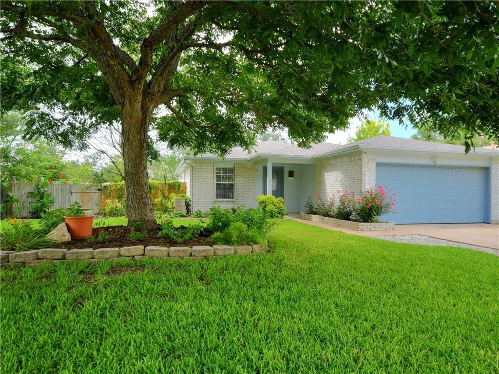 Foto principal - 829 Satellite View