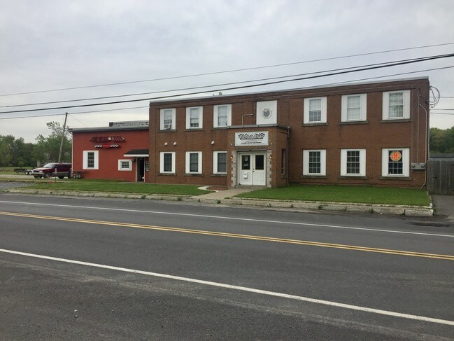 Fachada del hotel - 1426 W River Rd