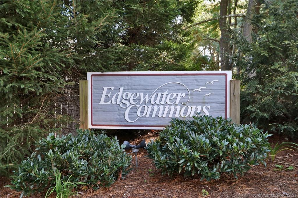 24 Edgewater Commons Ln Unit 24, Westport, CT 06880 Condo for Rent in