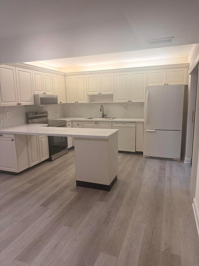 Foto del edificio - 2622 NW 7th Ct