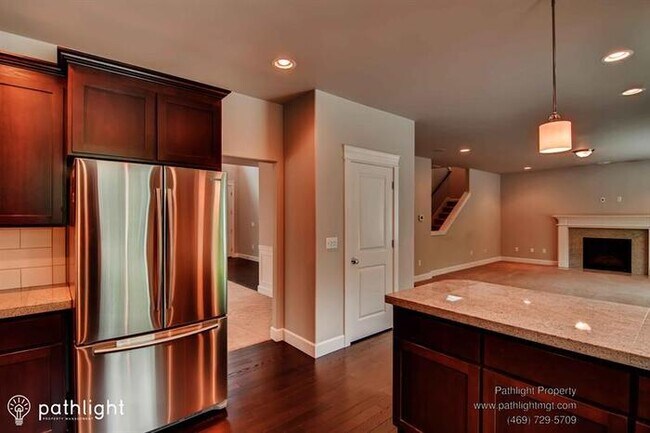 Foto del edificio - 17829 120th Street Court East, Bonney Lake...