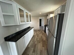 Building Photo - 511 Washington