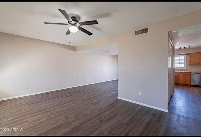 Building Photo - 6526 S McAllister Ave