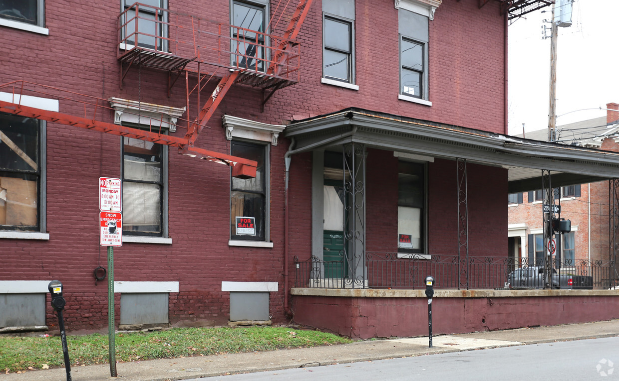 Building Photo - Lindsey House