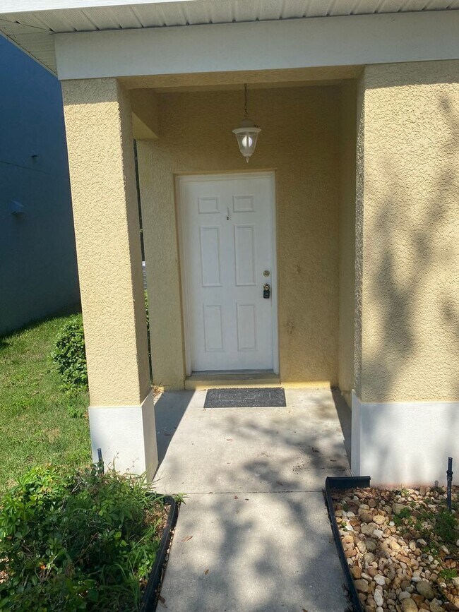 Foto del edificio - Beautiful, Family & Pet Friendly, 2 Story,...