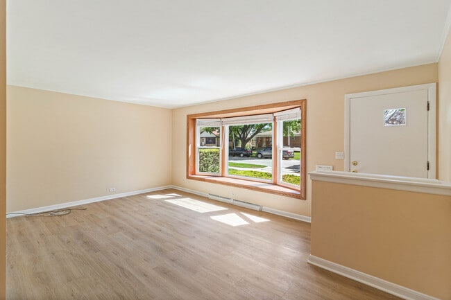 Building Photo - 520 S Rammer Ave
