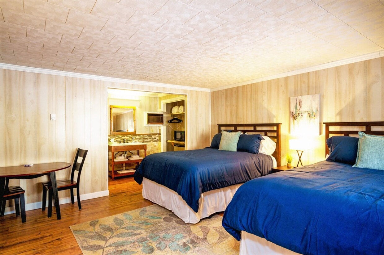 Primary Photo - 90 Faulkner Rd