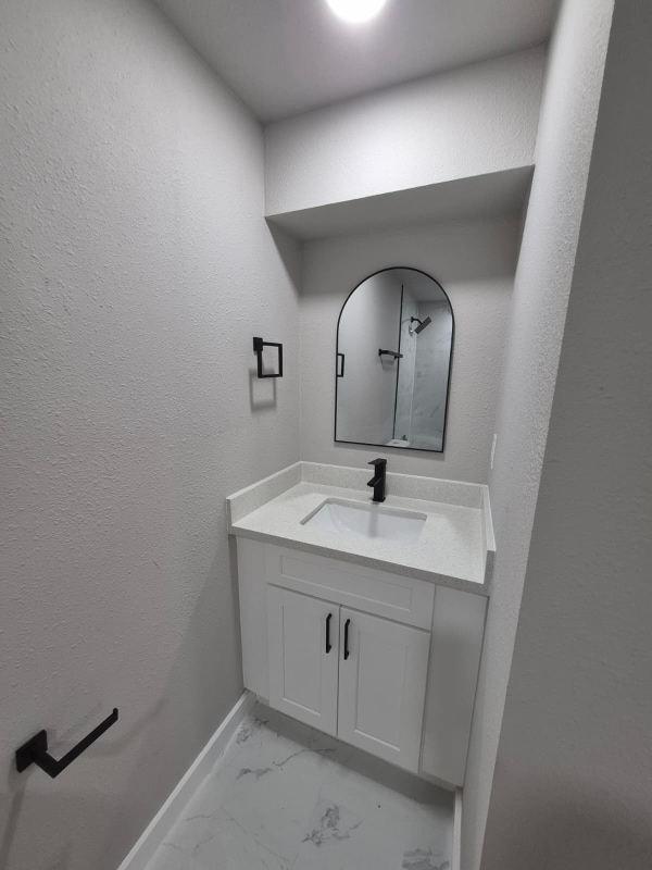 Building Photo - 1519 McKee St