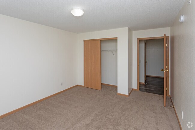 2HAB, 1BA - 968 ft² - Ashwood Birchwood Apartments