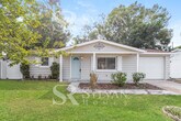 Foto principal - Enjoy living the good life in this 3 bedro...