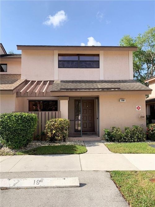 Primary Photo - 2561 NW 42nd Ave