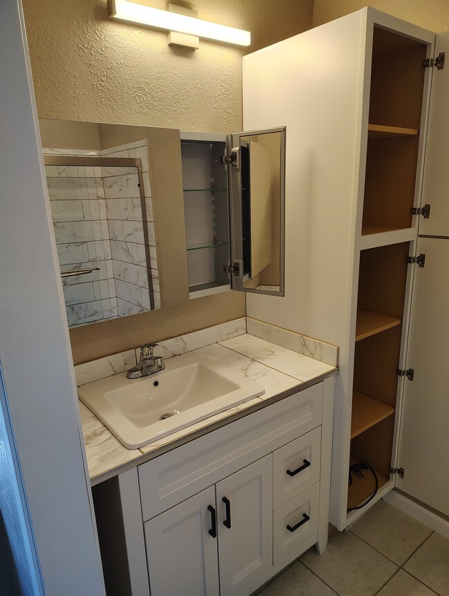 Building Photo - 3116 Joanne Cir