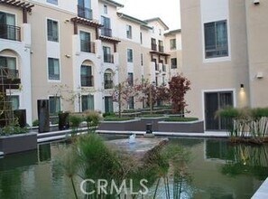 Building Photo - 28 N 3rd St