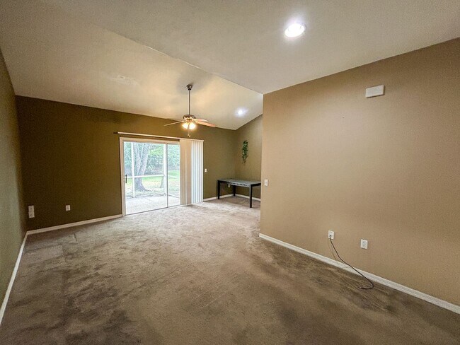 Foto del edificio - The Gables #13