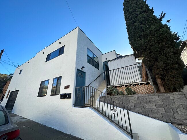 Foto del edificio - 1633 Glenwood Dr