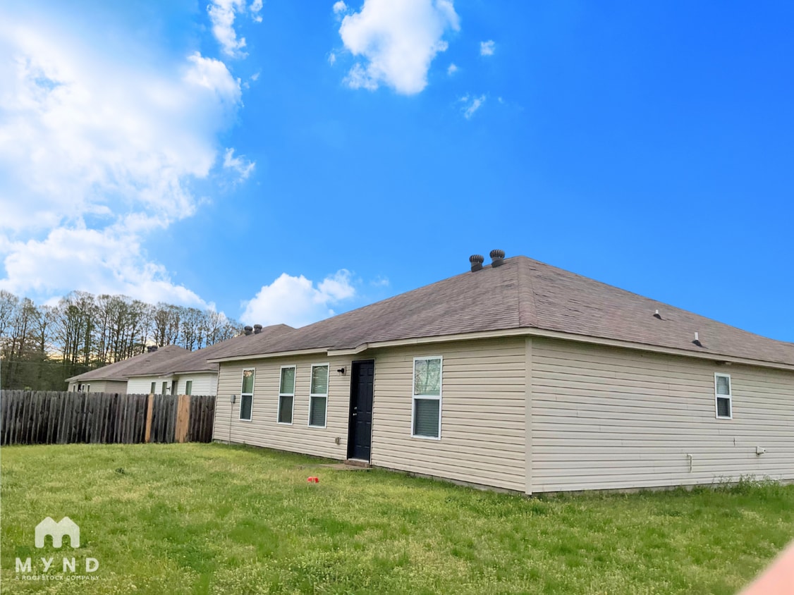 Building Photo - 12401 Solandra Cir