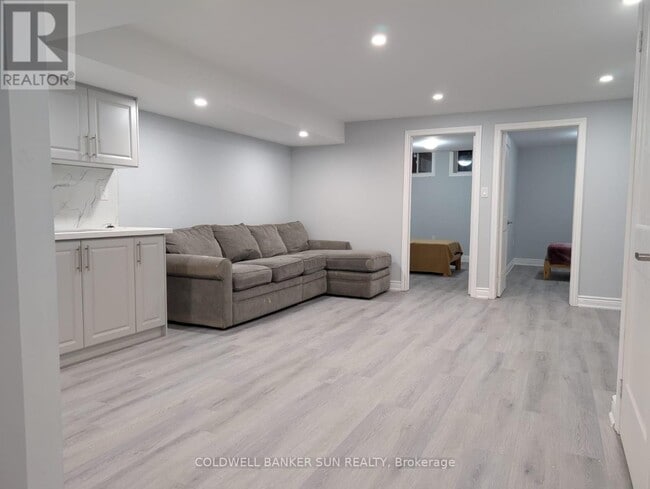 Building Photo - 62 Swordfish Dr