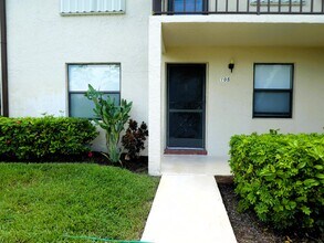 Building Photo - 4570 Lucerne Lakes Blvd E