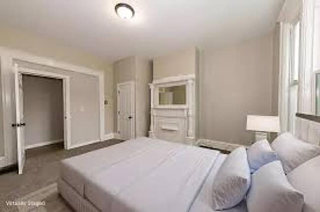 Building Photo - Greenup Duplex