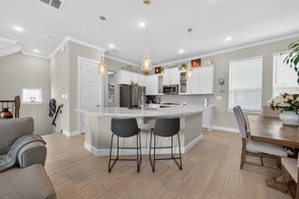 Building Photo - 2013 Kirby Landing Dr