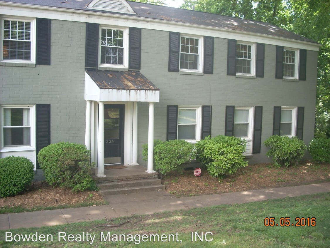 325 Wakefield Dr, Charlotte, NC 28209 House Rental in Charlotte, NC