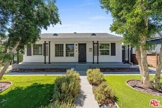 Building Photo - 6209 Agnes Ave