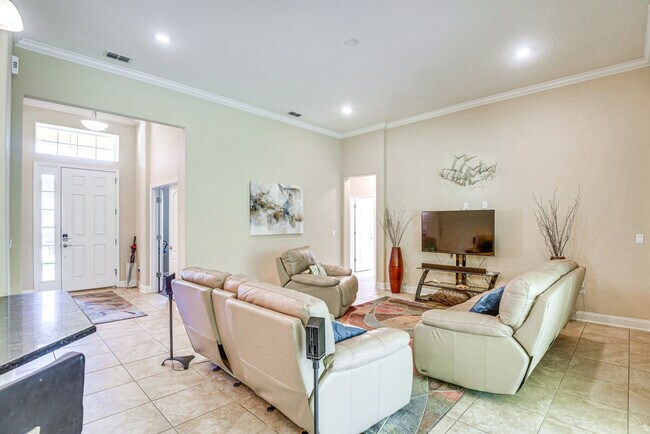 Building Photo - 1 Slate Blue Pl