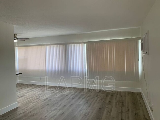 Building Photo - 10919 Pioneer Blvd