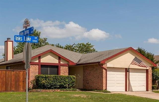 Foto del edificio - 5901 Inks Lake Dr