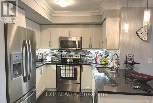 Photo du bâtiment - 60 Baycliffe Cres