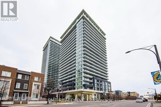 Building Photo - 365-1365 Prince of Wales Dr