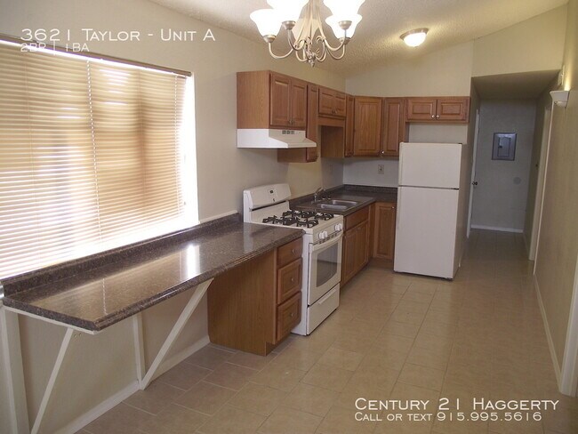 Foto del edificio - 3621 Taylor Ave