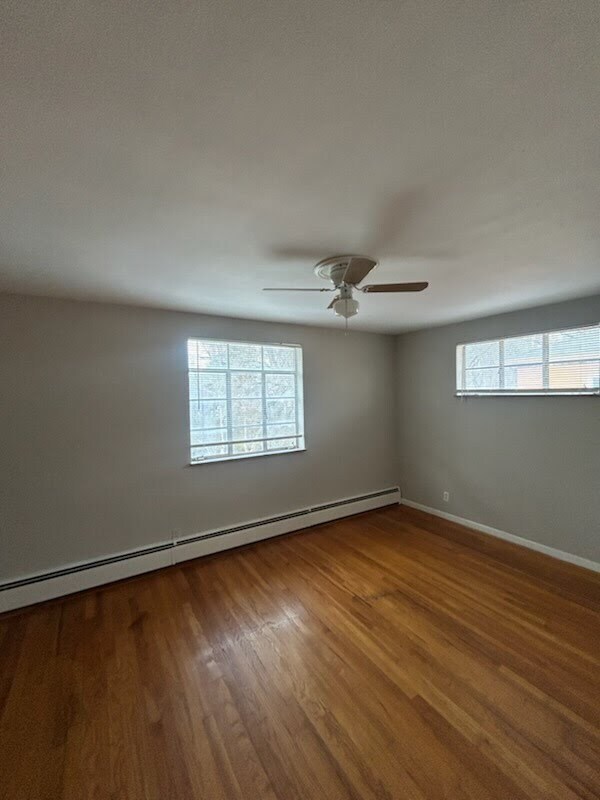 Foto del edificio - 6524 Glade Ave
